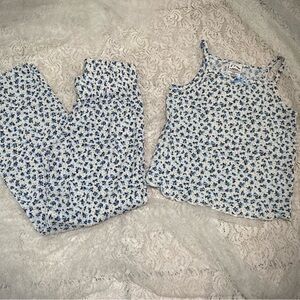 Little girls Floral Pajama Set in Blue and White
